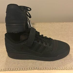 Adidas Forum Low